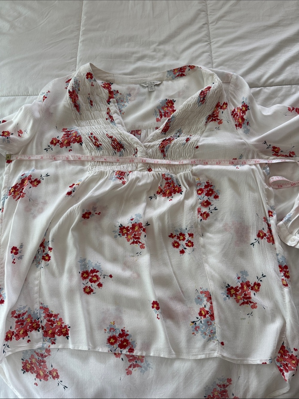 Lucky Brand Cream Floral Smocked Peasant Blouse size M - Picture 4 of 5